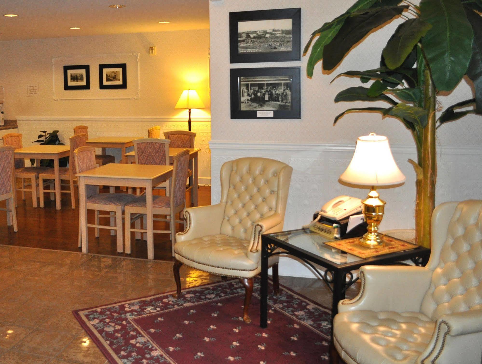 Fairbridge Inn & Suites Dupont Zewnętrze zdjęcie